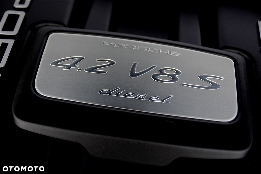 Porsche Cayenne S Platinum Edition - 39