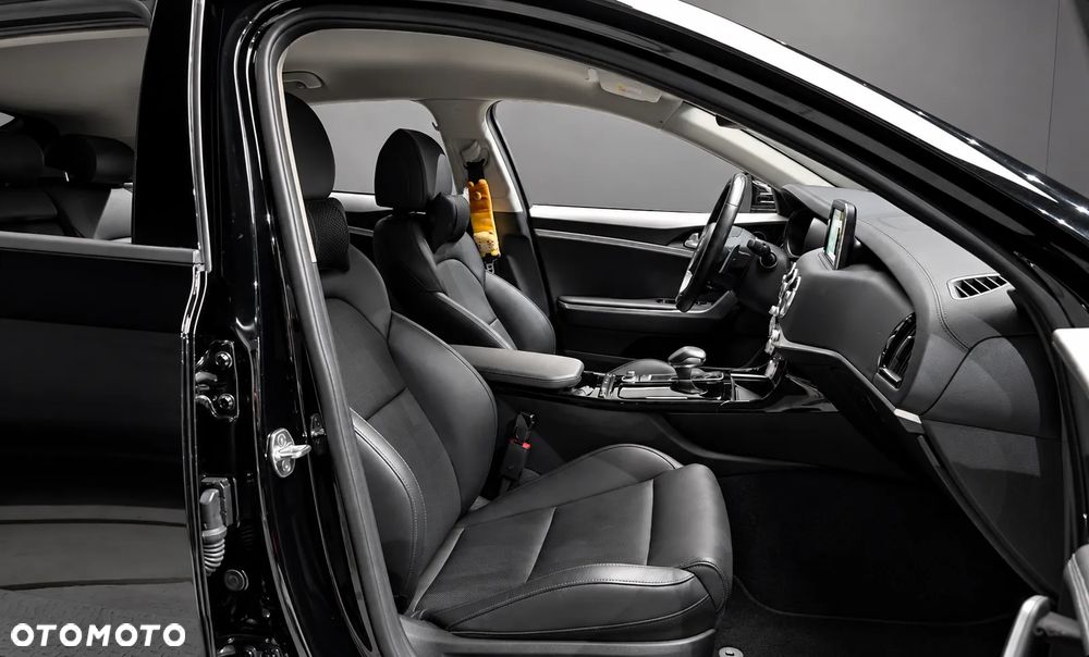 Kia Stinger 2.0 T-GDI GT Line - 13