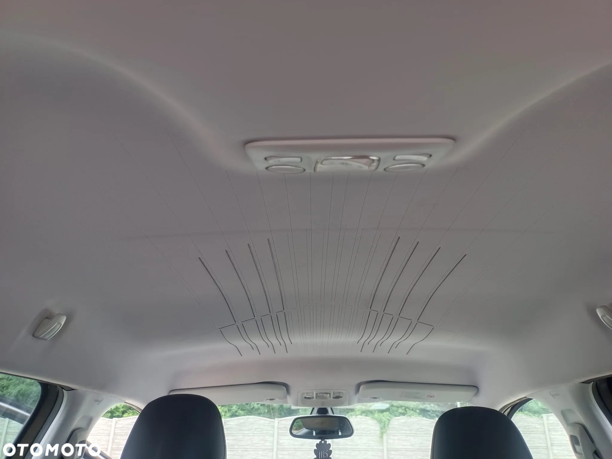 Peugeot 2008 e-HDi FAP 92 ETG6 STOP & START Allure - 16