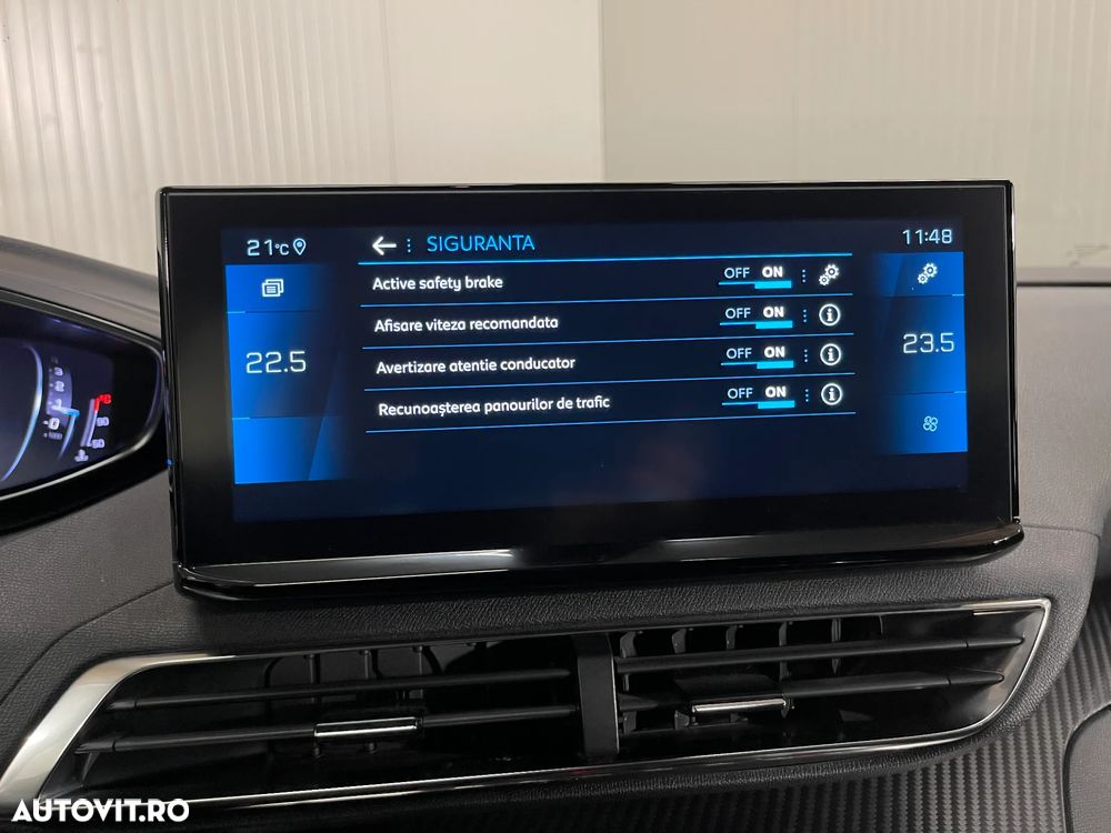 Peugeot 3008 1.5 BlueHDI 130 EAT8 Active Pack - 19