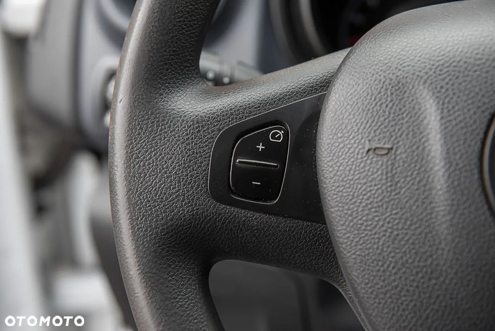Opel Vivaro - 14