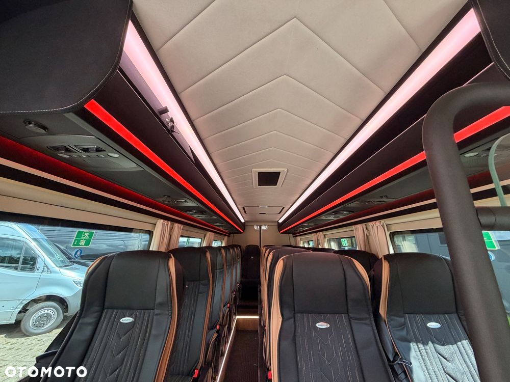 Mercedes-Benz Sprinter 519 - 13