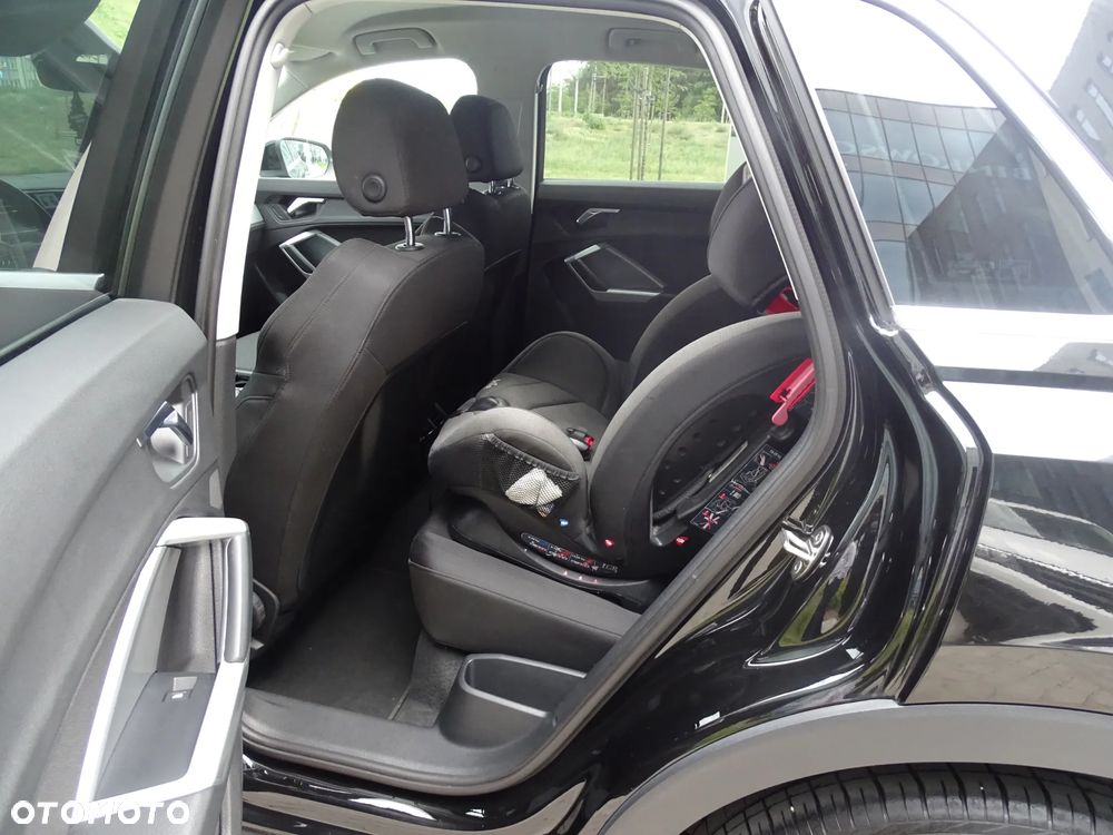Audi Q3 - 19