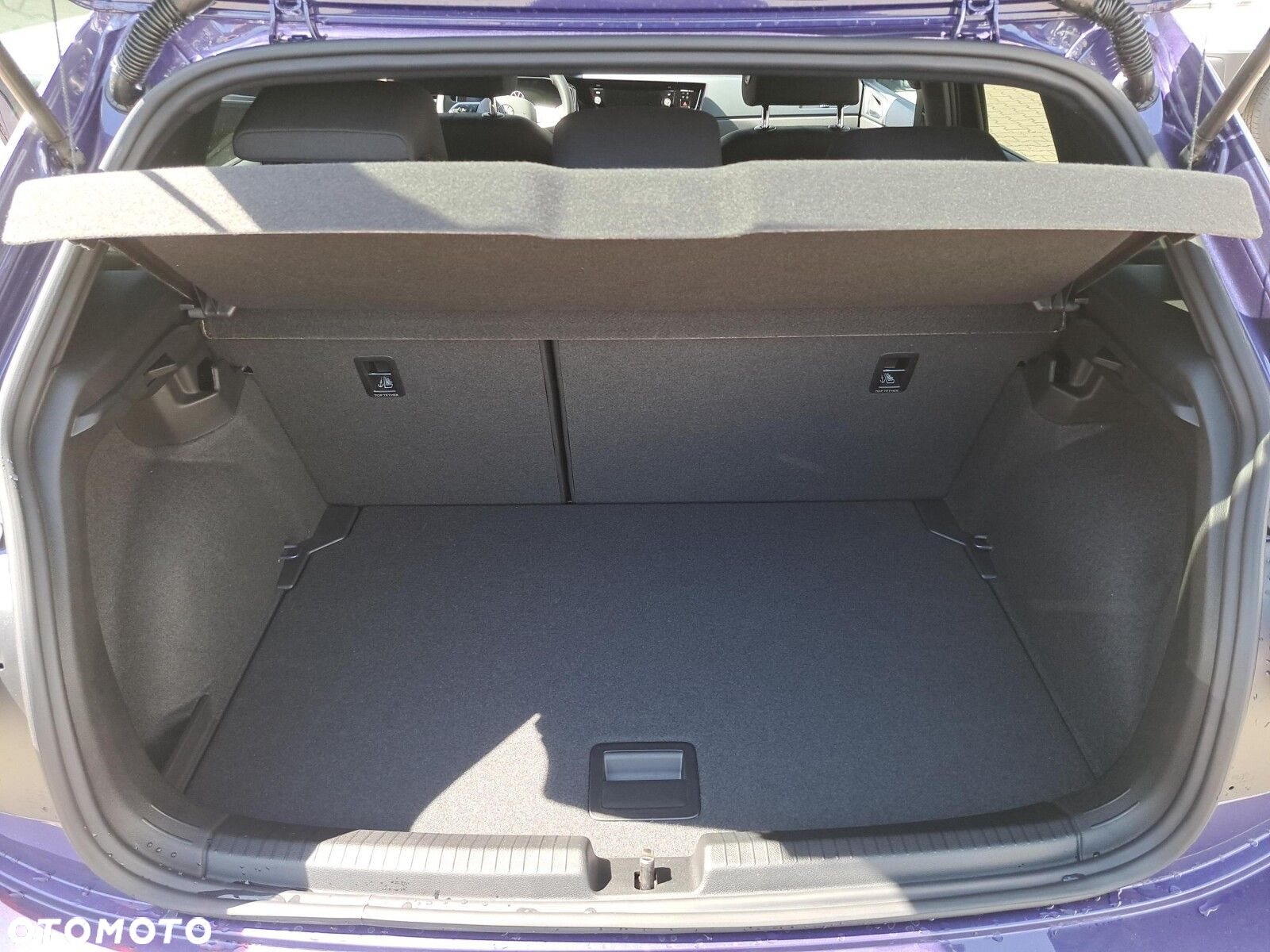 Volkswagen Polo 1.0 TSI R-Line DSG - 17