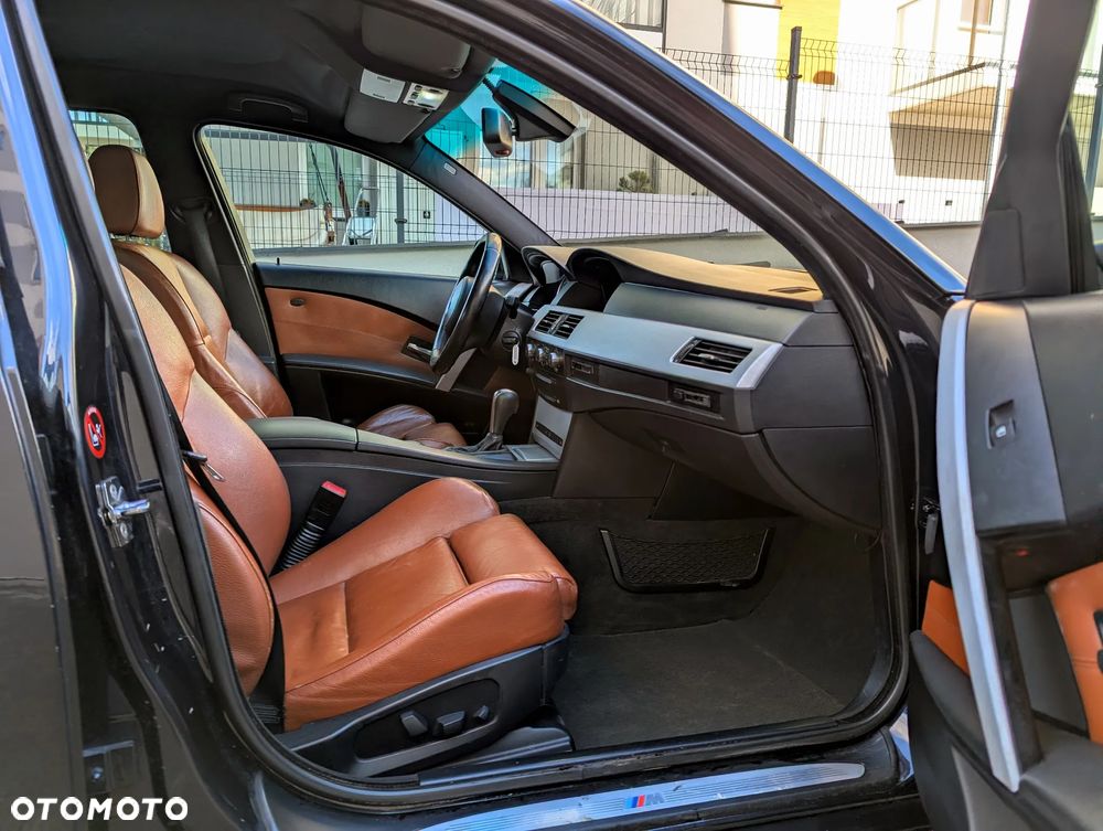 BMW Seria 5 530xi - 15