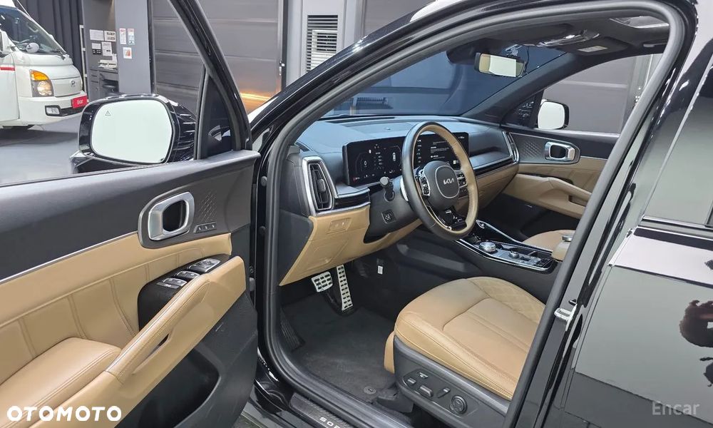 Kia Sorento - 12