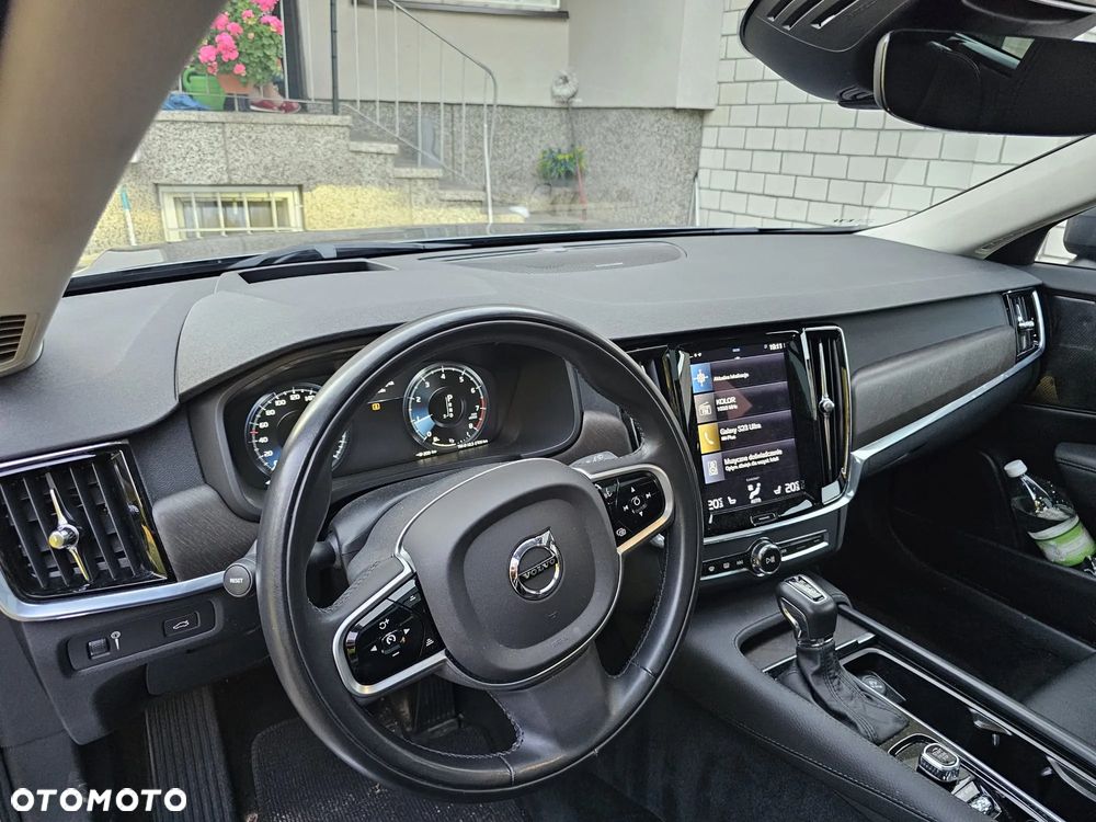 Volvo V90 Cross Country T6 AWD Pro - 19