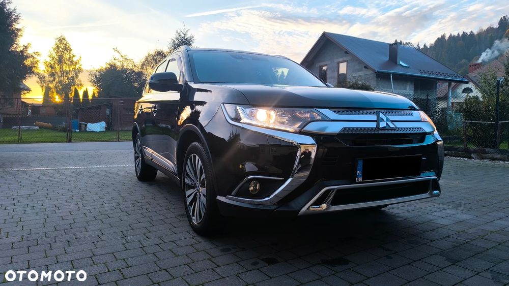 Mitsubishi Outlander 2.0 Instyle SDA 4WD CVT - 5