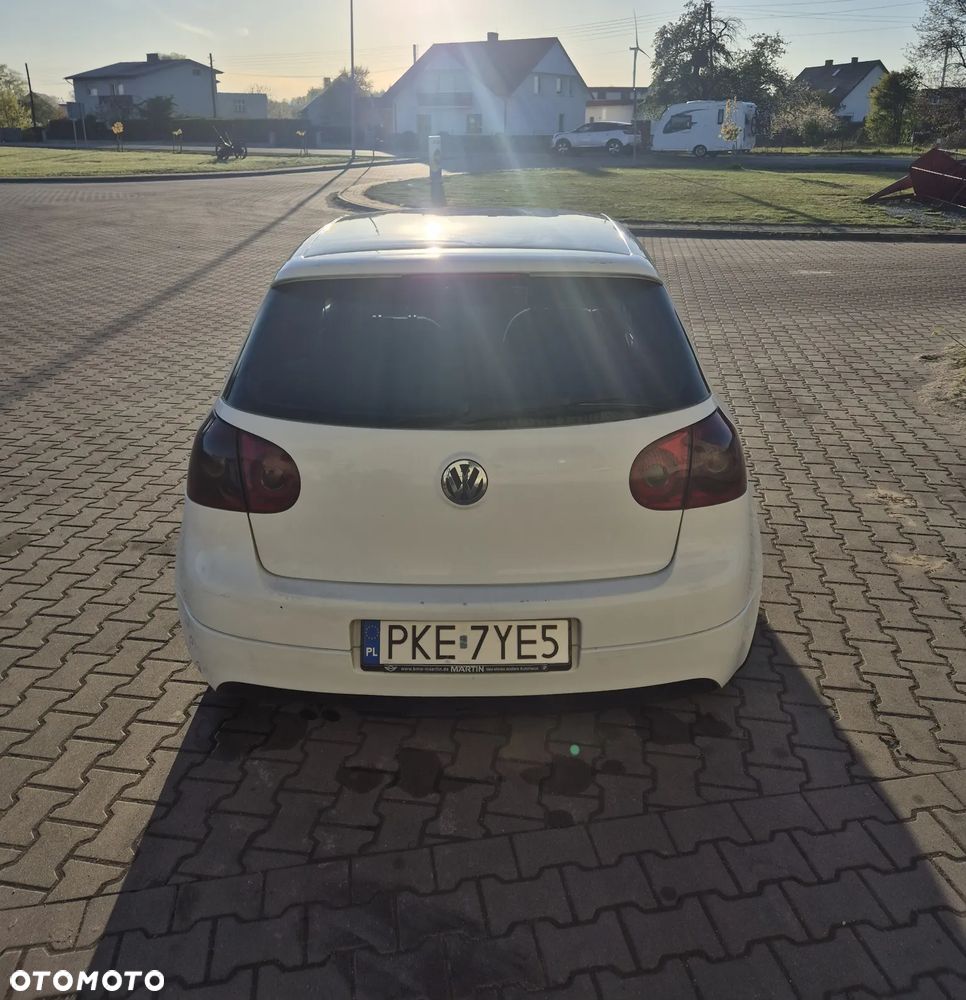 Volkswagen Golf 1.9 TDI DPF Comfortline - 4