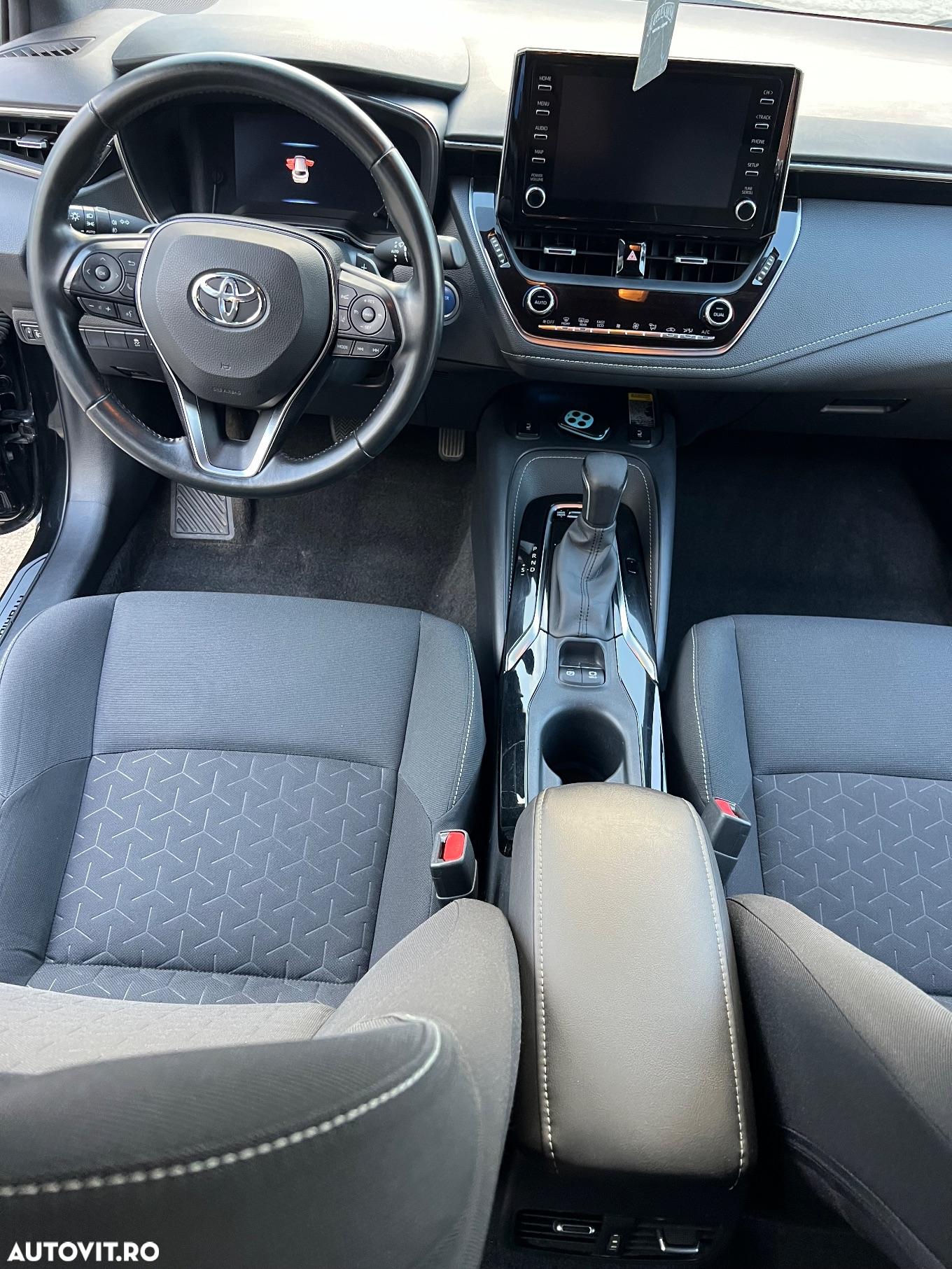 Toyota Corolla - 8