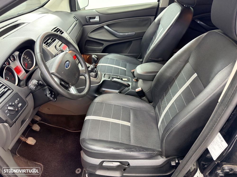 Ford Kuga 2.0 TDCi Titanium - 10