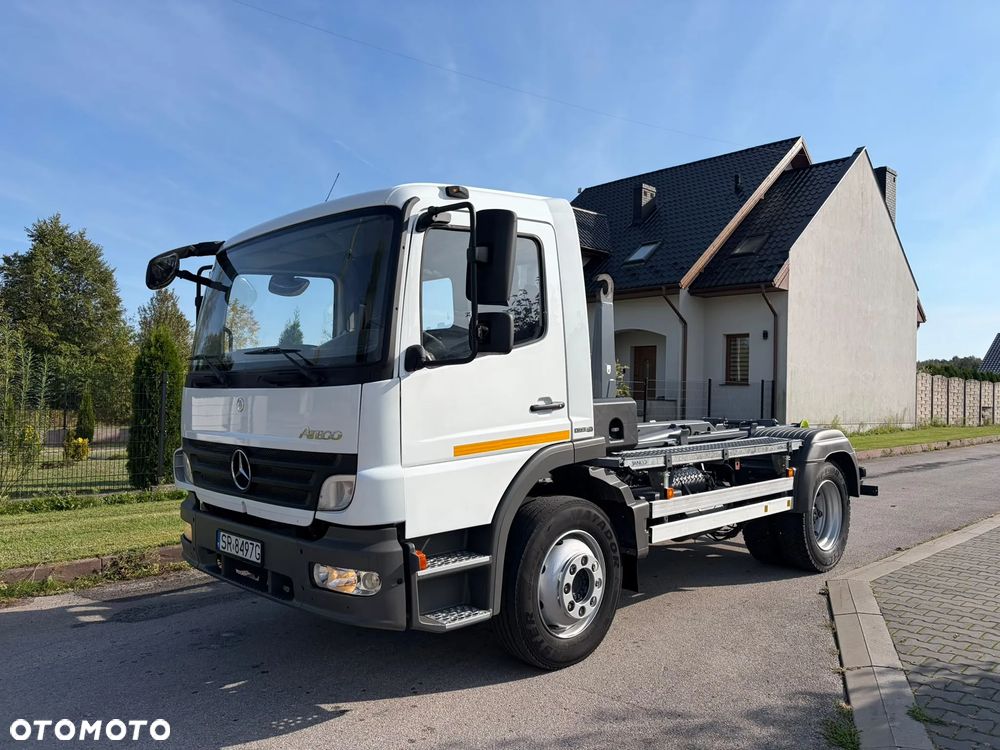 Mercedes-Benz Atego 1218 Hakowiec MAŁY PRZEBIEG