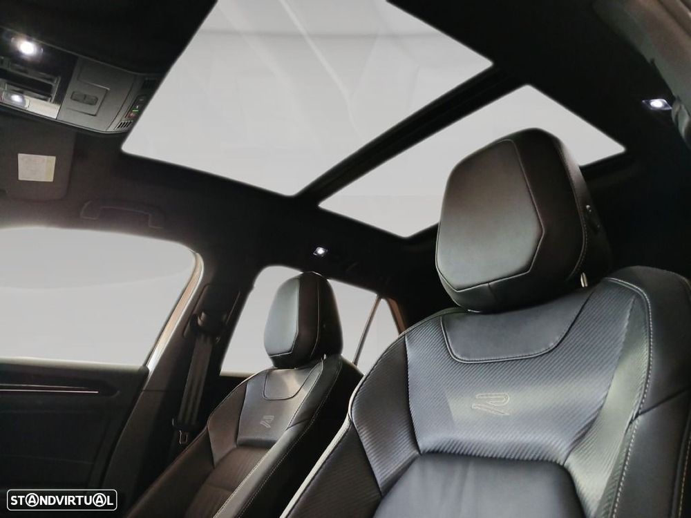 VW T-Roc 1.5 TSI R-Line DSG - 17