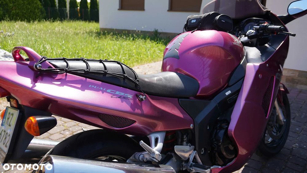 Honda CBR - 8