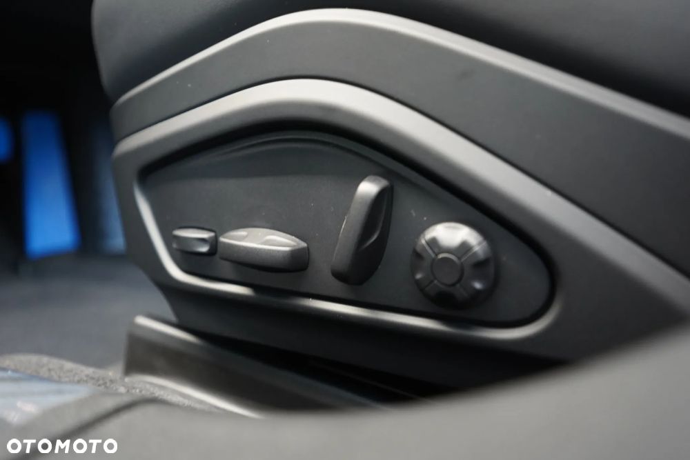 Porsche Panamera - 30