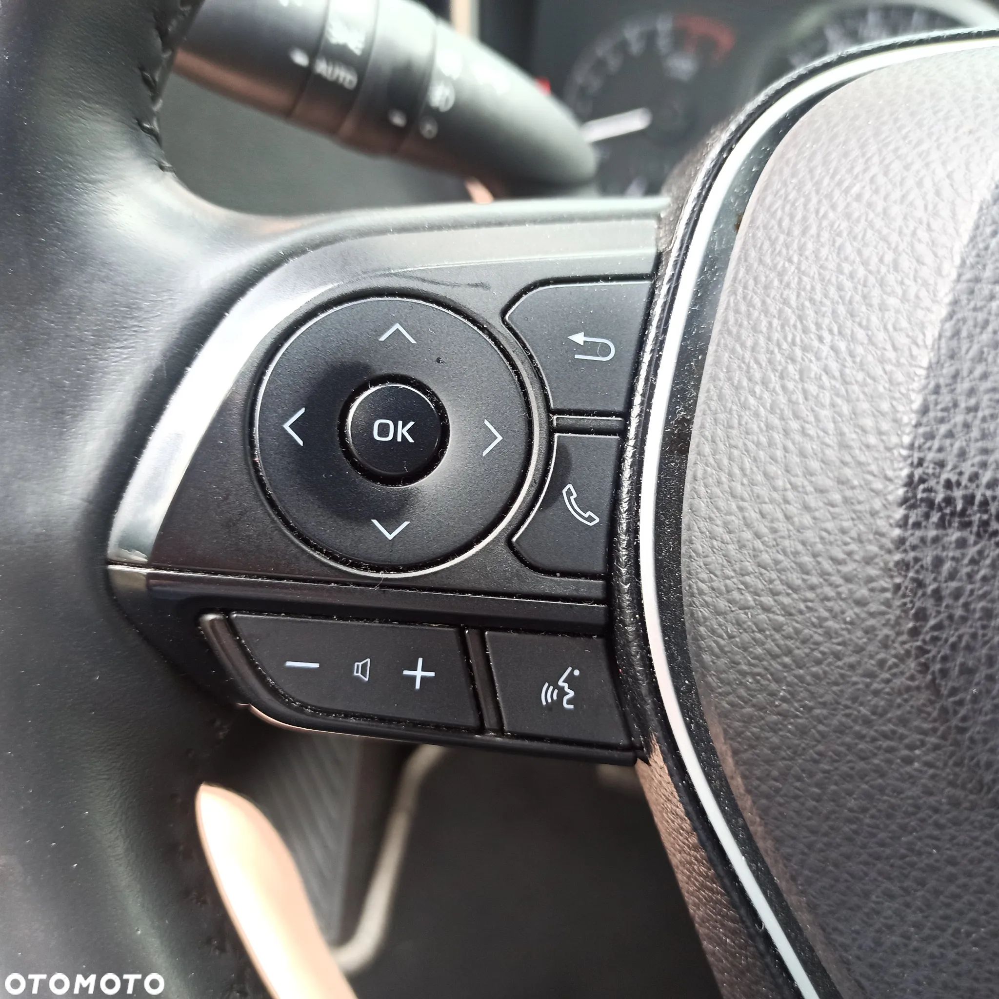 Toyota Corolla - 25