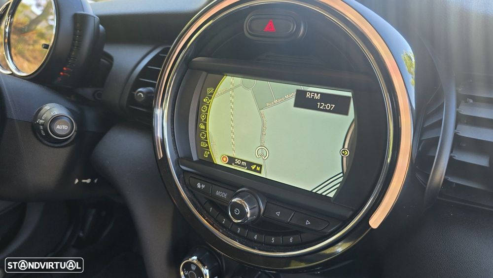 MINI 5 Portas Cooper D - 13