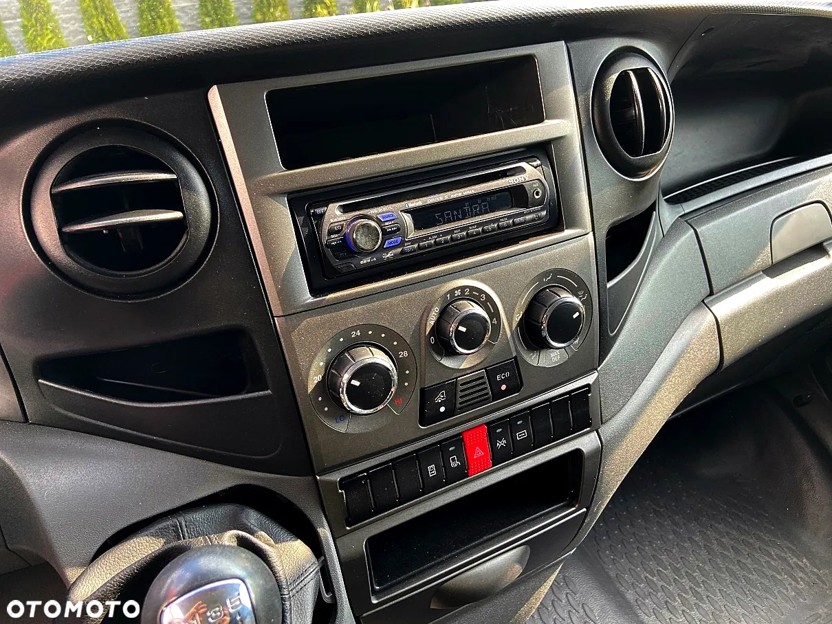 Iveco 35S15 - 15