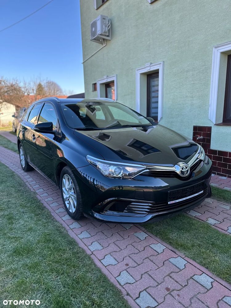 Toyota Auris 1.4 D-4D Active