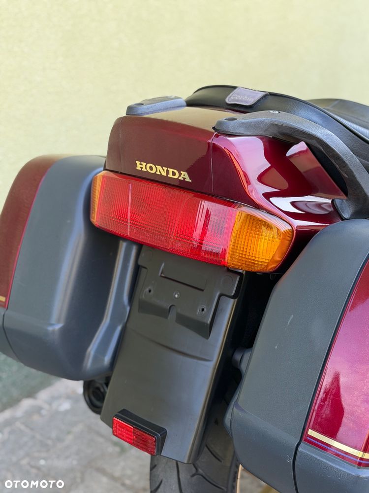 Honda ST - 12