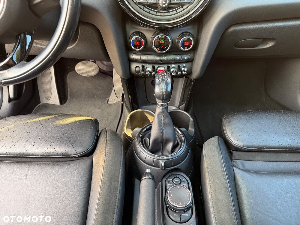 MINI Cooper SD - 14