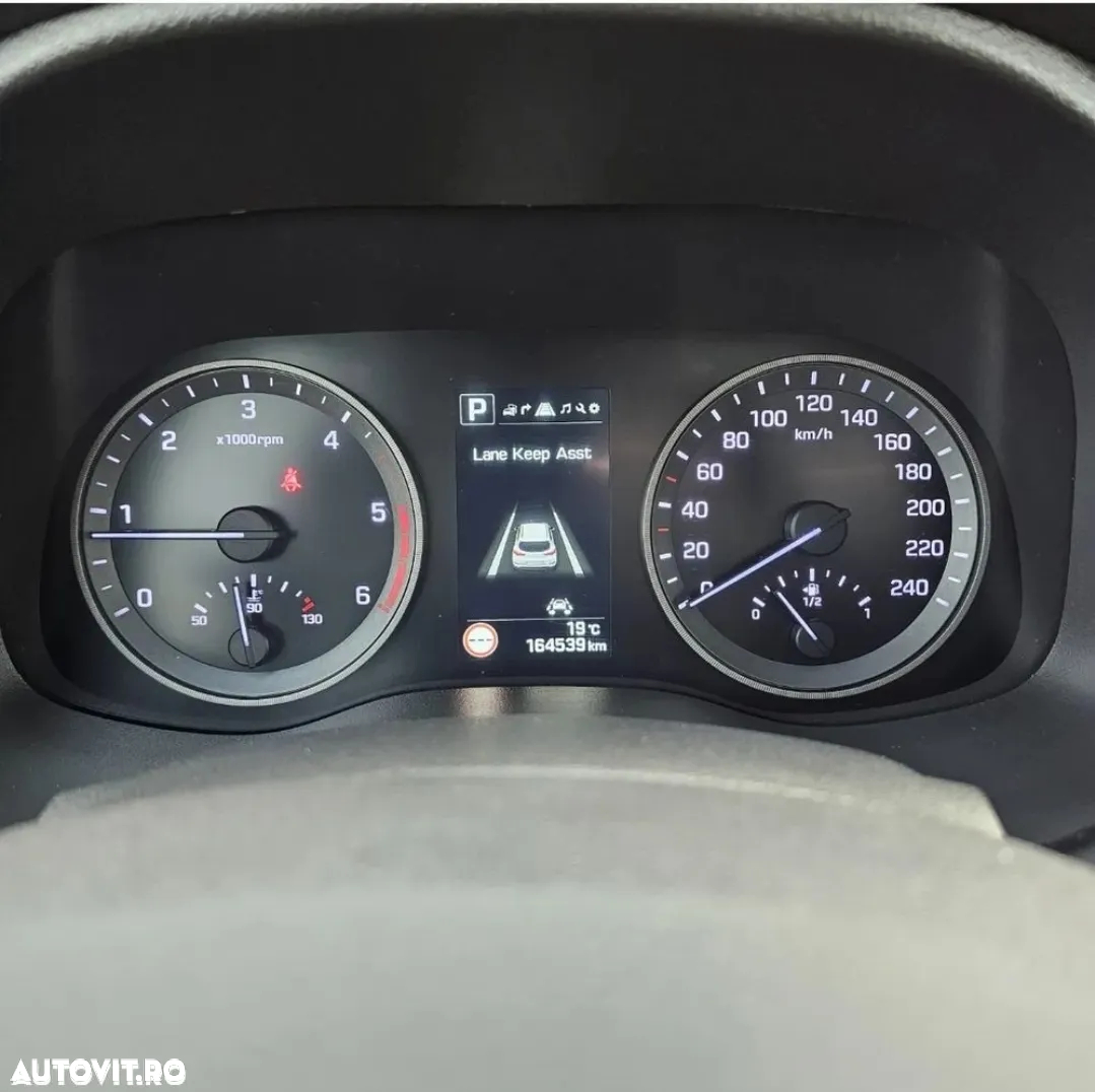 Hyundai Tucson 2.0 CRDI 4WD Automatik Premium - 22
