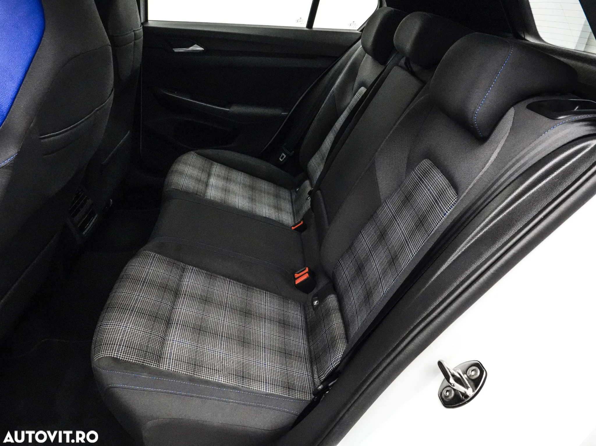 Volkswagen Golf GTE - 15