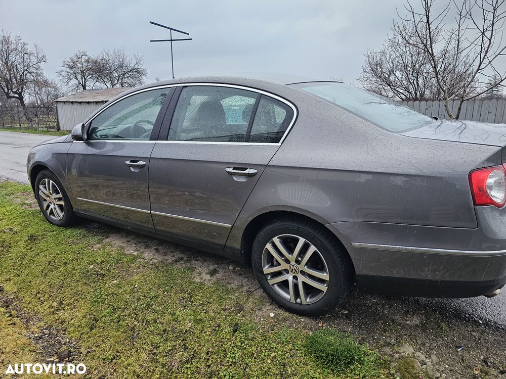 Volkswagen Passat 2.0 TDI DPF Comfortline - 4