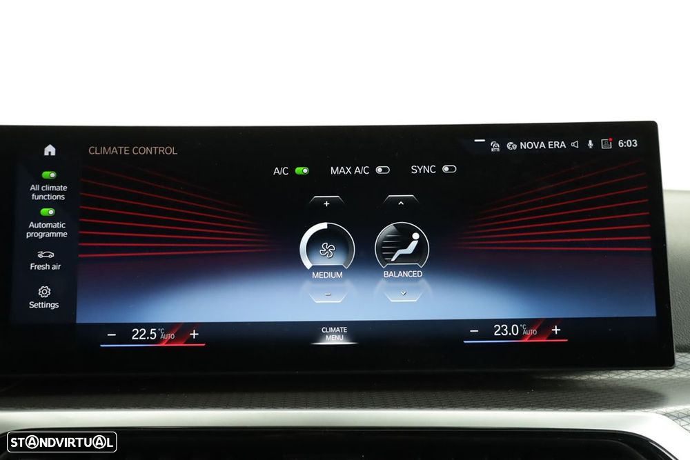 BMW 320 d Touring Auto - 12