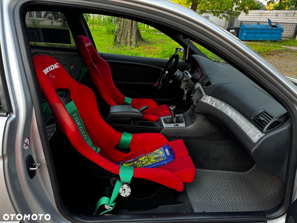 BMW Seria 3 325ti - 8