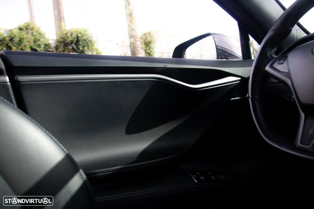 Tesla Model S 100D - 41