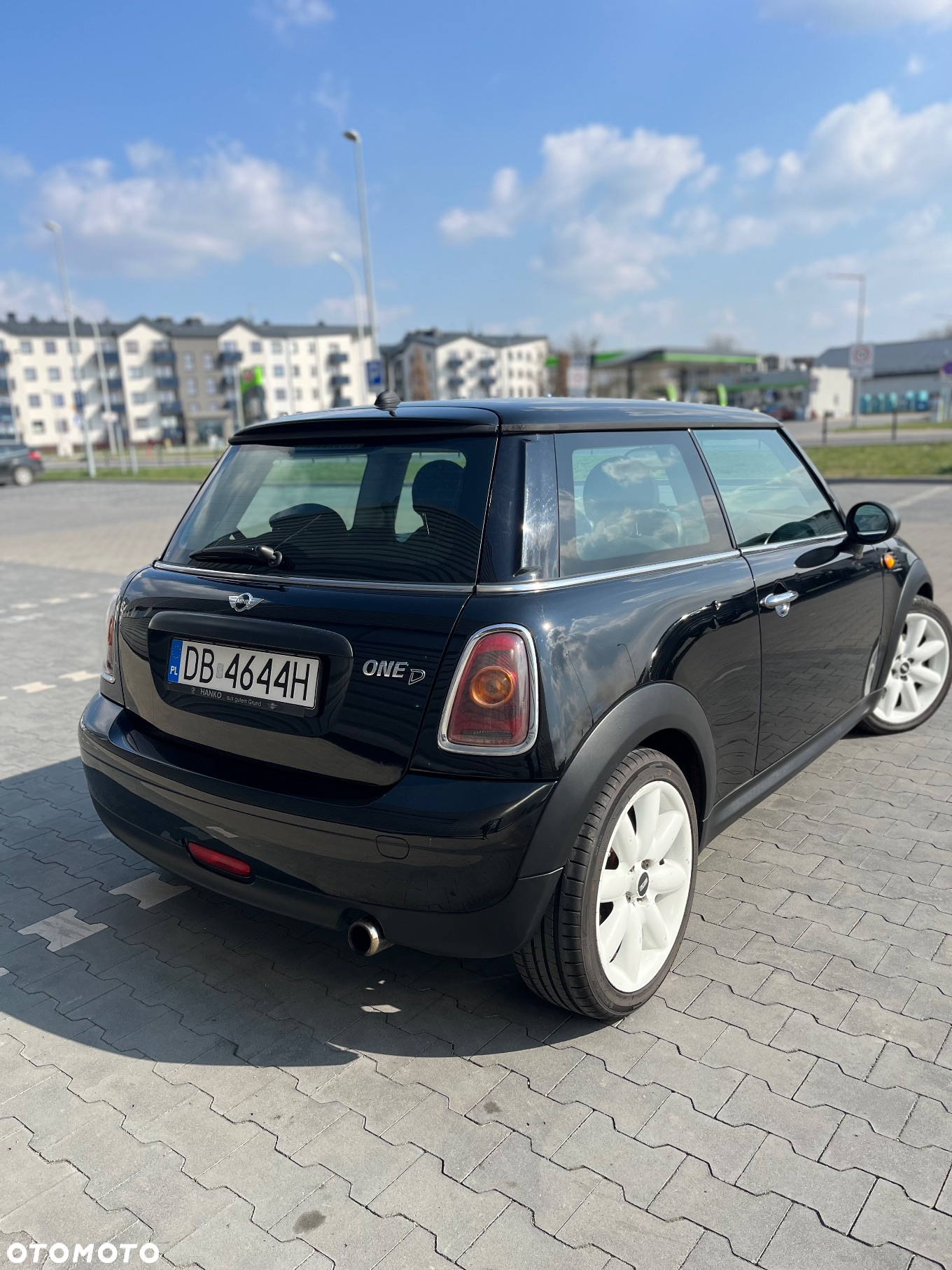 MINI ONE D - 19