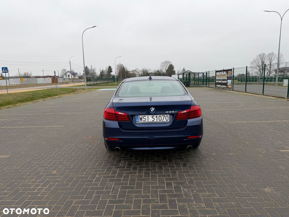 BMW Seria 5 535i - 5
