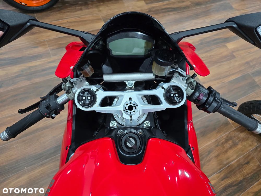 Ducati Panigale 899 - 4