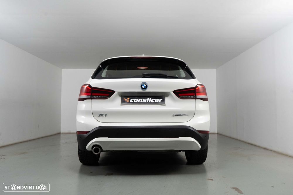 BMW X1 25 e xDrive Corporate Edition - 5