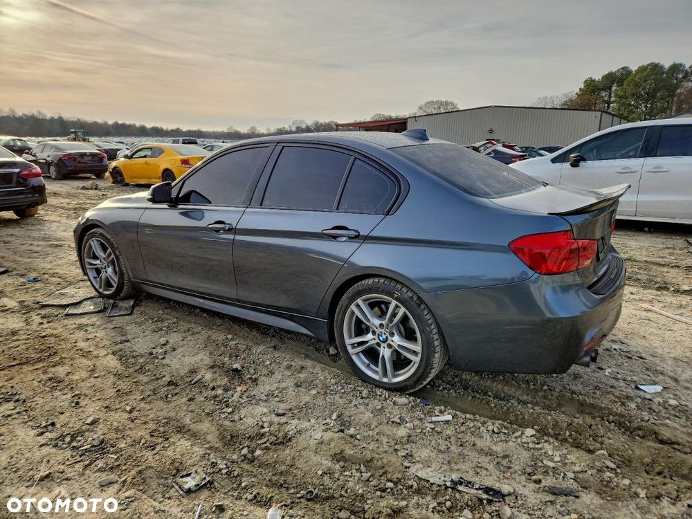 BMW Seria 3 330i Edition M Sport Shadow - 3