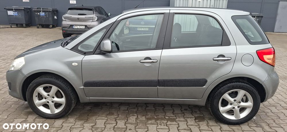 Suzuki SX4 1.6 VVT 4x2 Comfort - 26