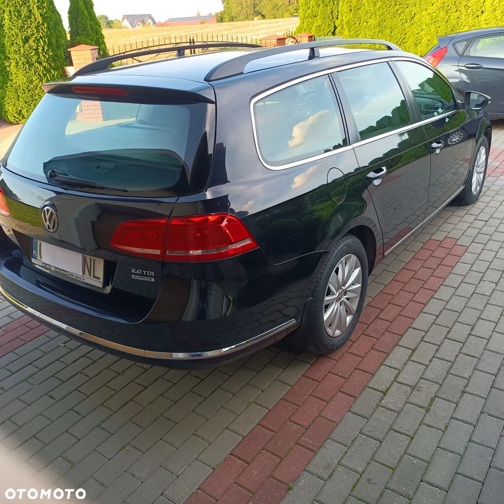 Volkswagen Passat 2.0 TDI Comfortline - 6