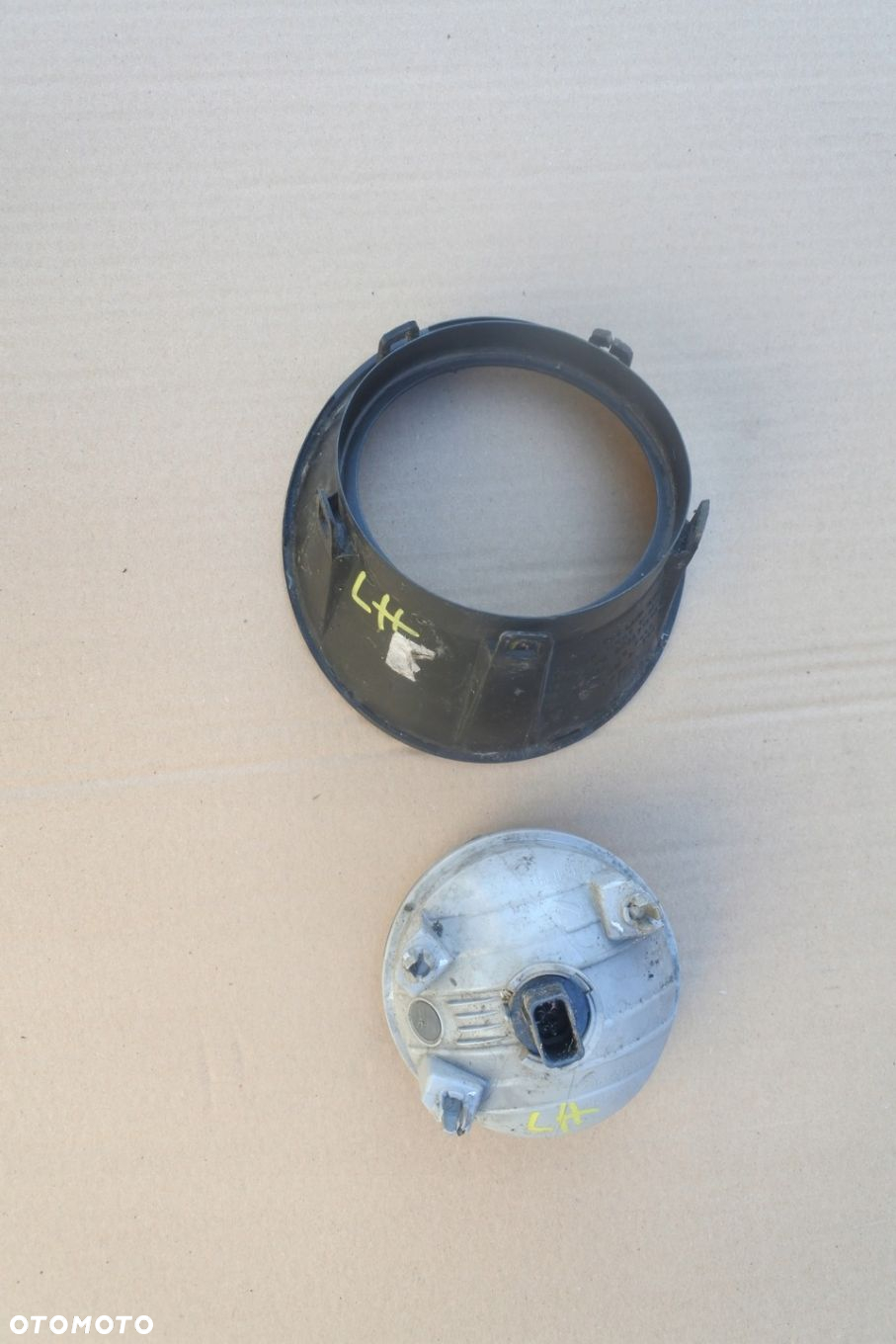 CHEVROLET CAMARO 10-13 Halogen  ramka - 2