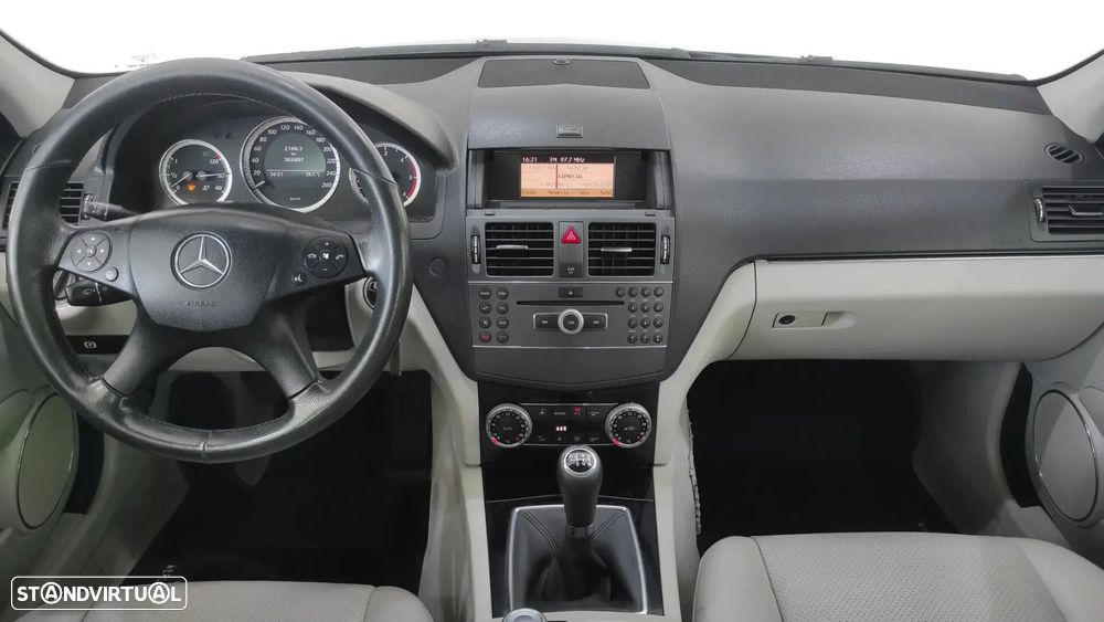 Mercedes-Benz C 220 - 25