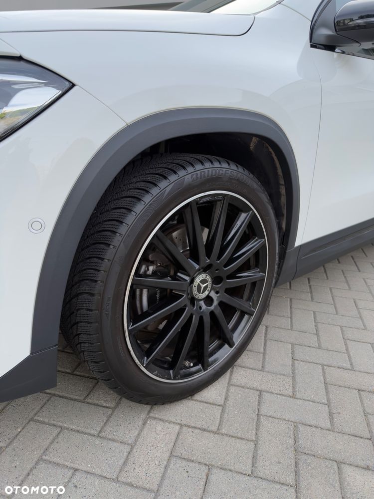 Mercedes-Benz GLA 200 AMG Line - 12