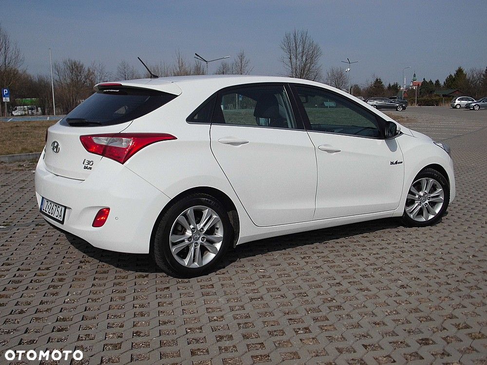 Hyundai i30 1.6 CRDi Fifa World Cup Edition - 7