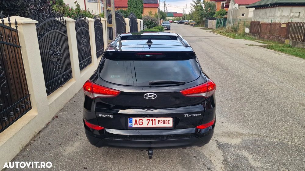 Hyundai Tucson blue 1.7 CRDi 2WD DCT Premium - 38