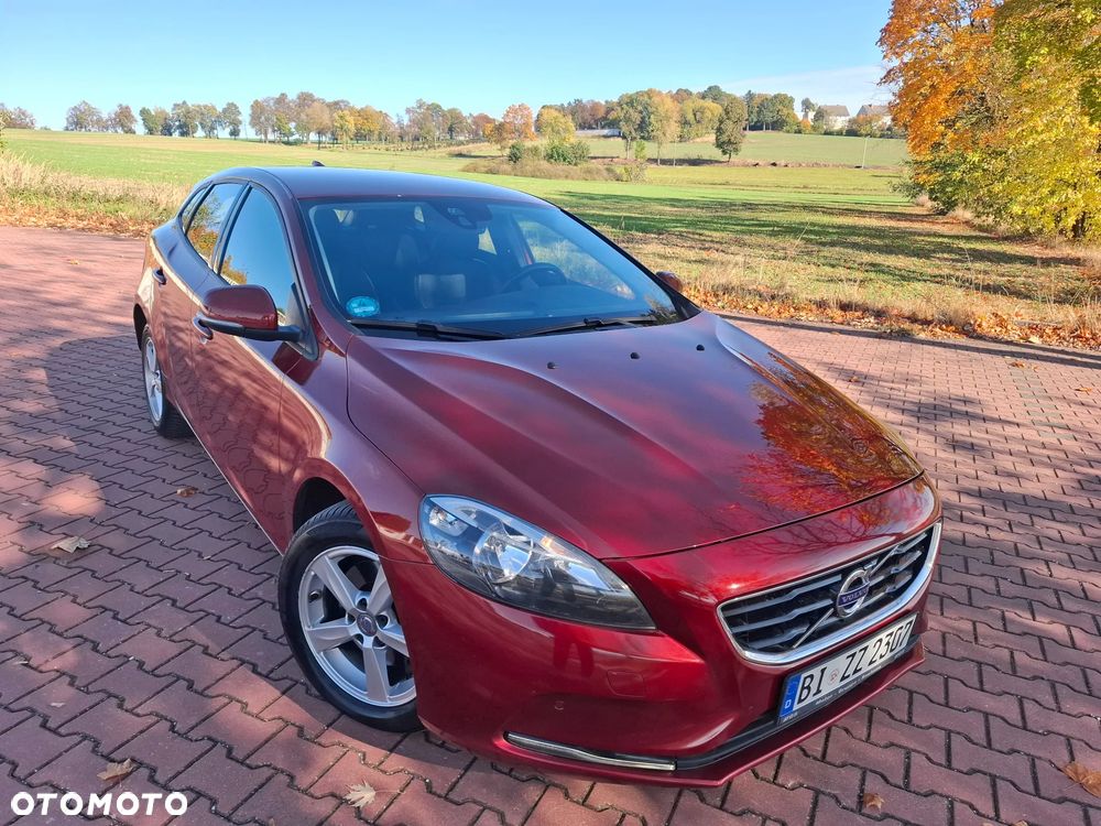 Volvo V40 2016 photo 2