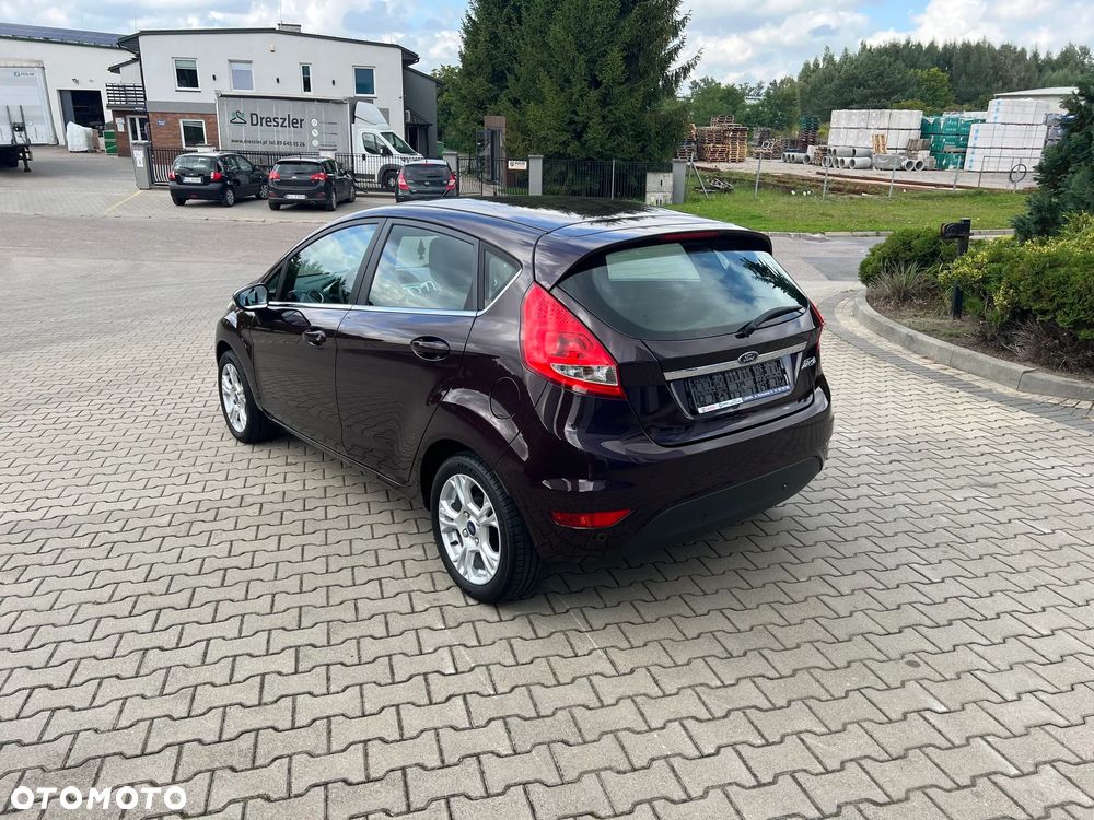 Ford Fiesta 1.25 Celebration - 4