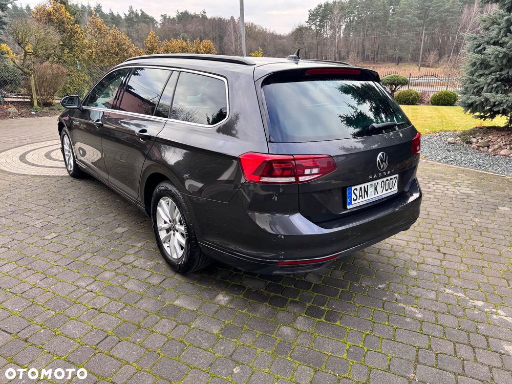 Volkswagen Passat 2.0 TDI SCR DSG Elegance - 7