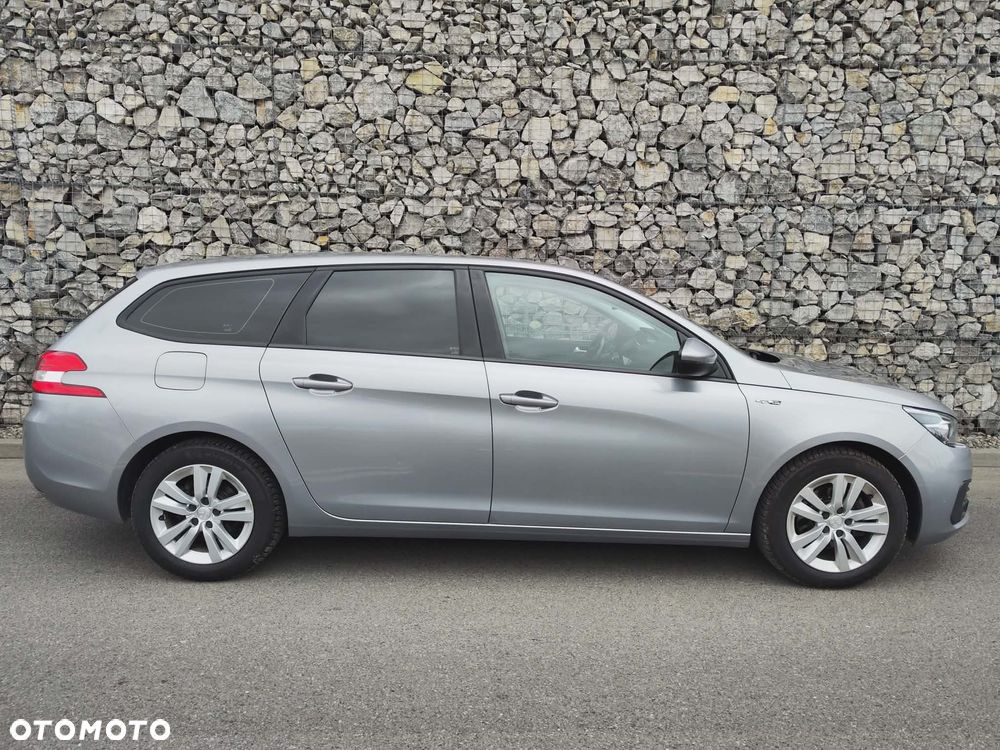 Peugeot 308 BlueHDi 130 Stop & Start Allure - 4