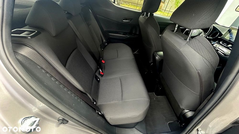 Toyota C-HR Business-Edition - 30