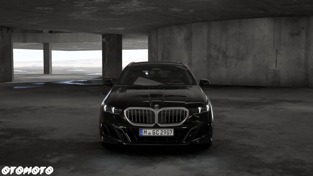 BMW Seria 5 520i mHEV M Sport - 4
