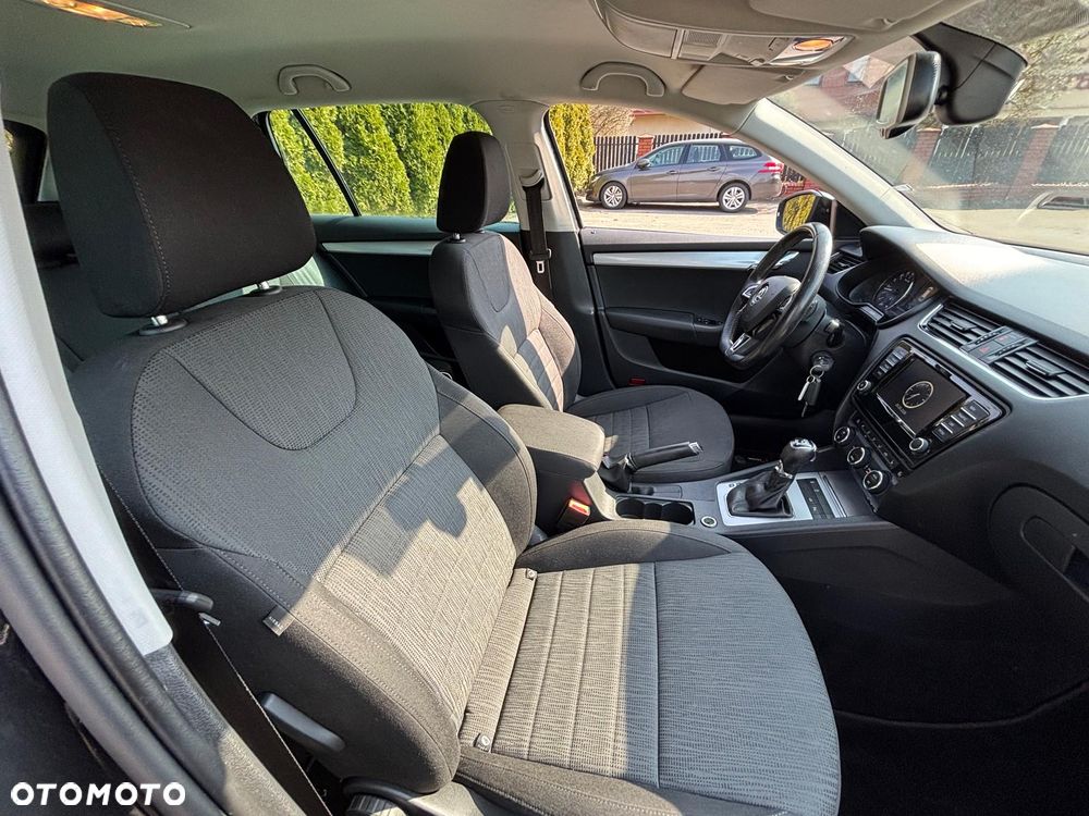 Skoda Octavia 2.0 TDI 4x4 DSG L&K - 33
